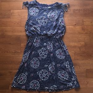 Women’s dress